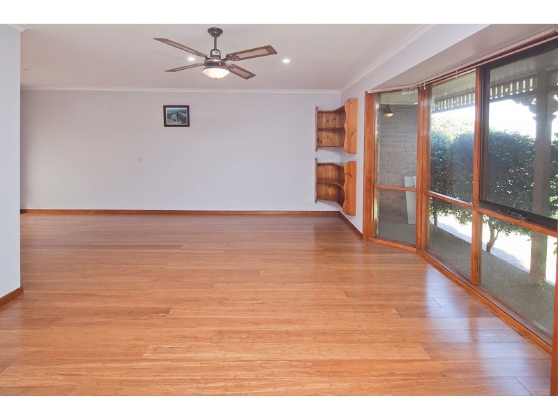 14 Tamarisk Road, Narre Warren VIC 3805