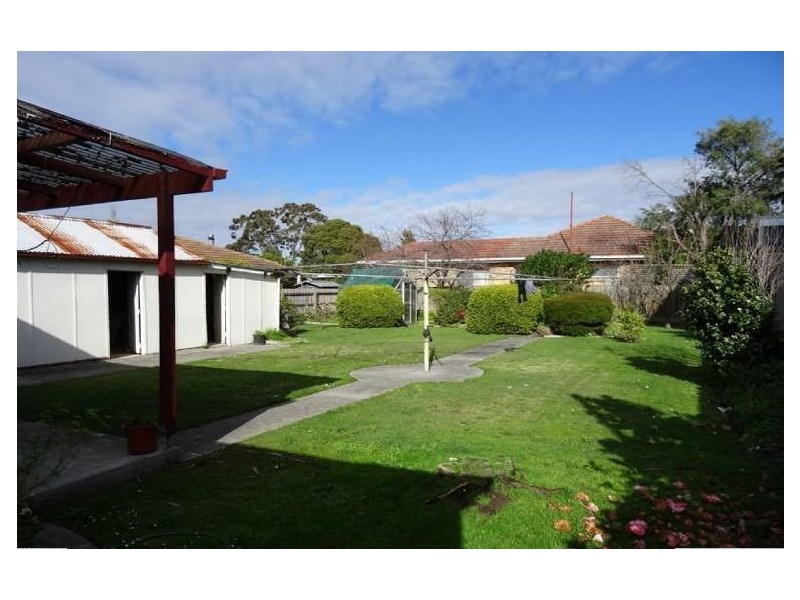 4 Masters St, Dandenong VIC 3175