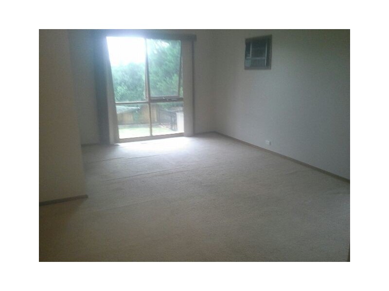 54 Strathavan Drive, Berwick VIC 3806