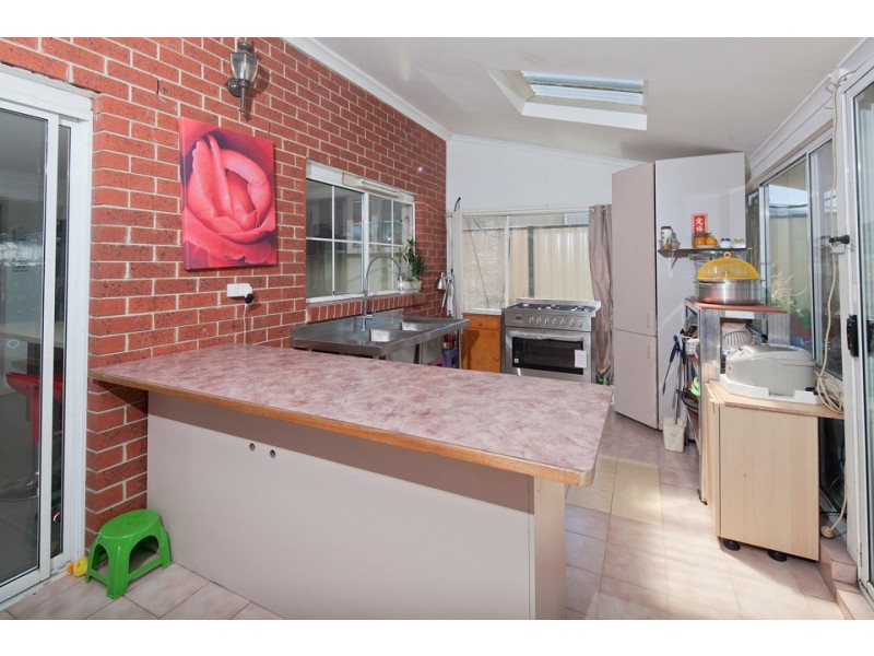 34 Kerrison Drive, Hampton Park VIC 3976