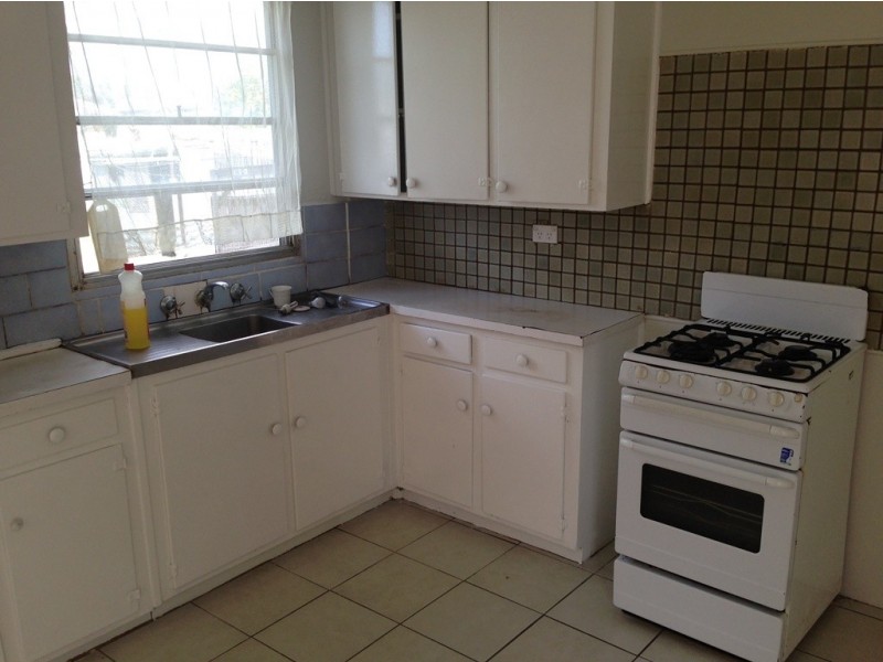 10 Scarlet Drive, Doveton VIC 3177