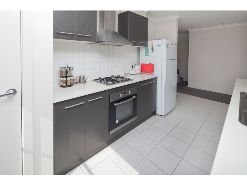 223 Paterson Drive, Lynbrook VIC 3975