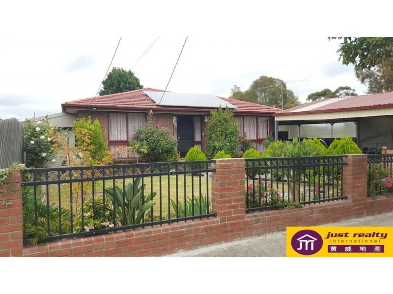 13 Redstart St, Doveton VIC 3177