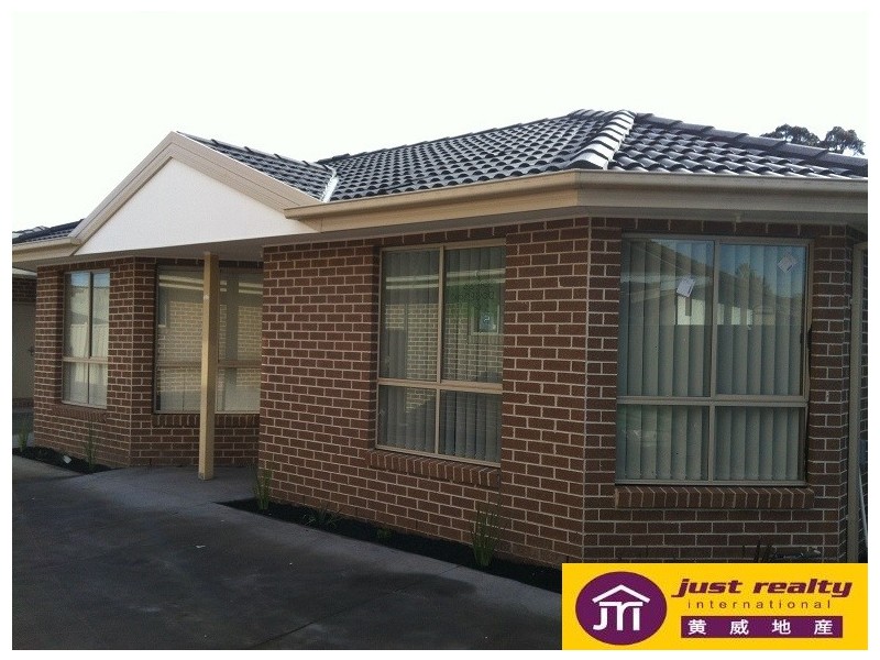 2/12 Prunus Grove, Doveton VIC 3177