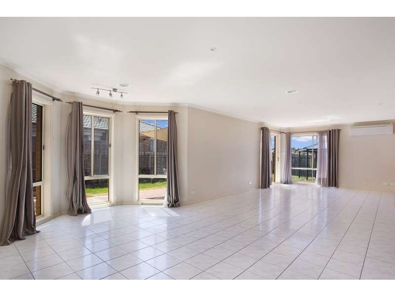 55 Bella Crescent, Hallam VIC 3803