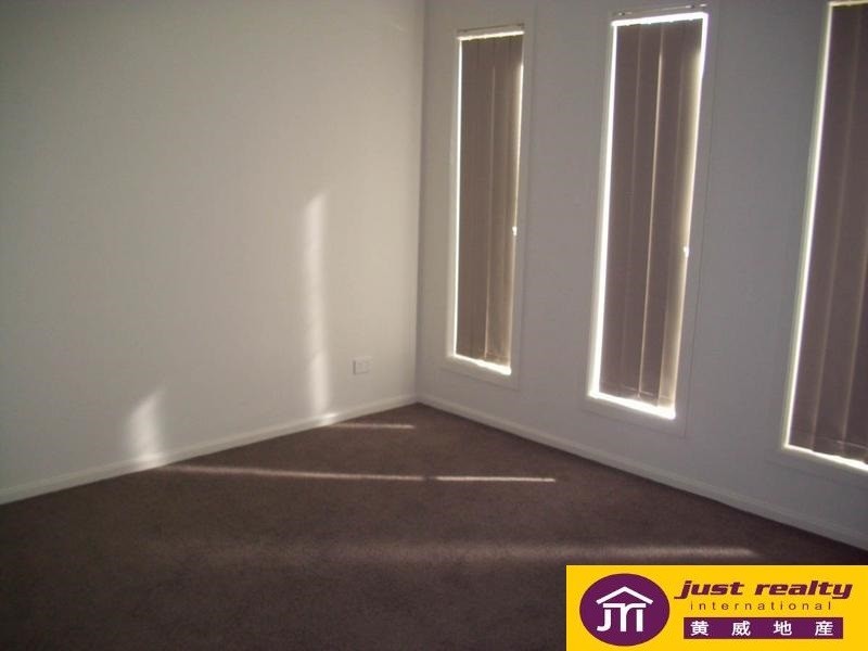 17 Autumn Fields Drive, Cranbourne North VIC 3977