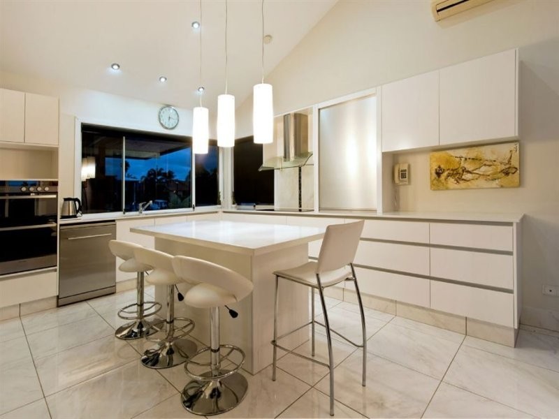 Broadbeach Waters QLD 4218