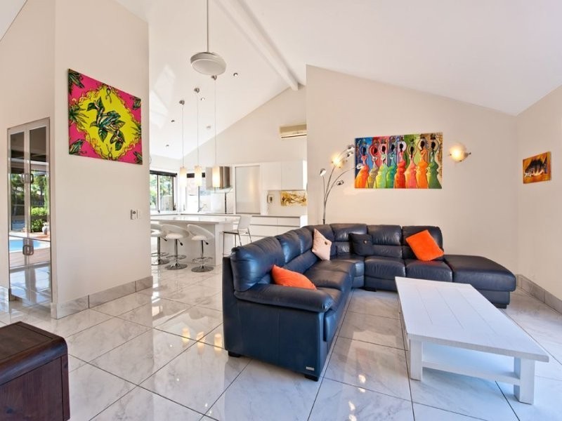 Broadbeach Waters QLD 4218