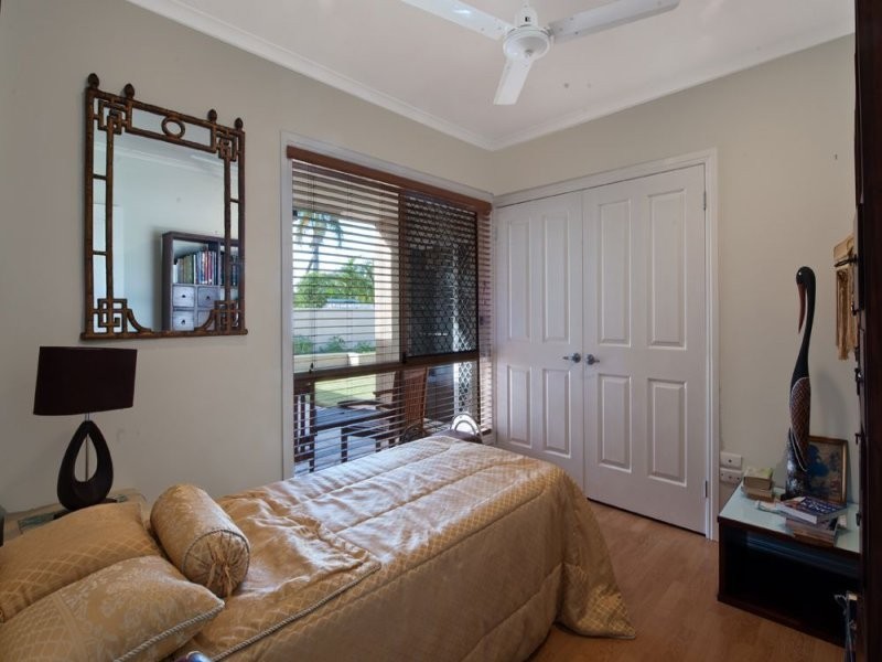 Broadbeach Waters QLD 4218