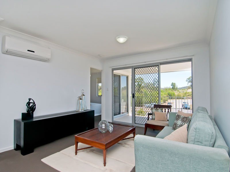 Pacific Pines QLD 4211