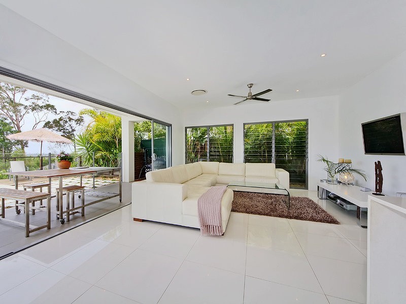 47 Salvado Drive, Pacific Pines QLD 4211