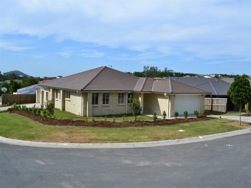 2/20 Aldgate Crescent, Pacific Pines QLD 4211