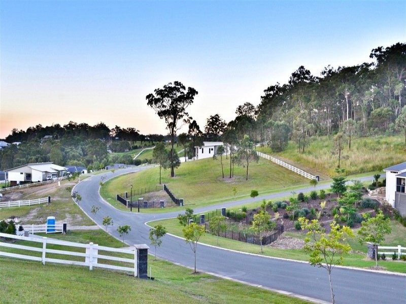 2 Cardiff Close, Maudsland QLD 4210