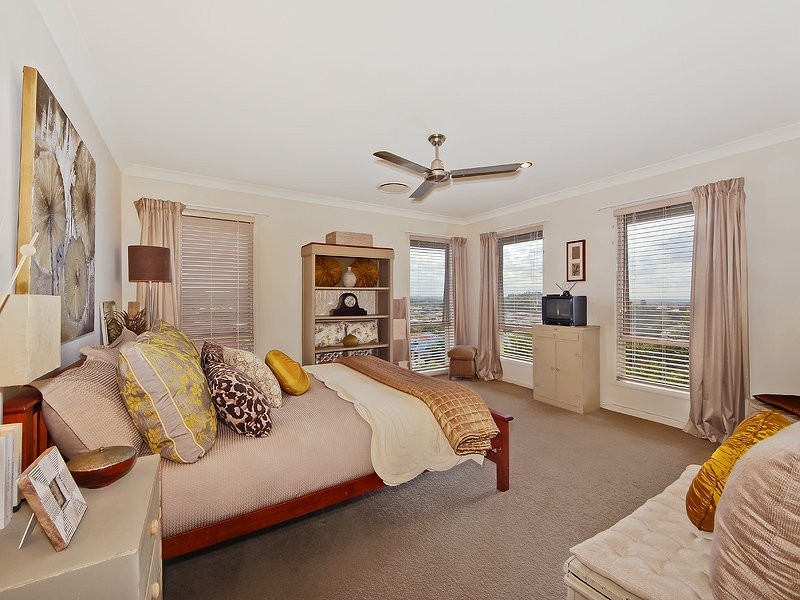 84 Salvado Drive, Pacific Pines QLD 4211