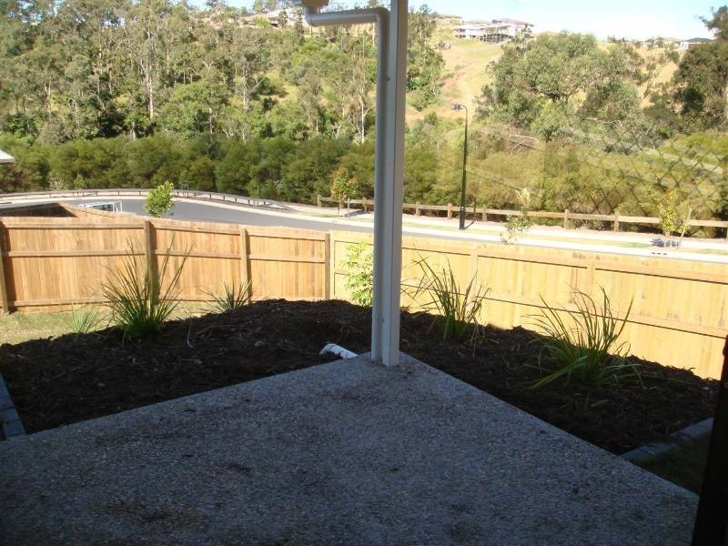 35 Fortescue Street, Pacific Pines QLD 4211