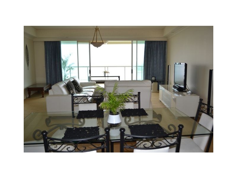 B9-3/75 Brighton Parade, Southport QLD 4215