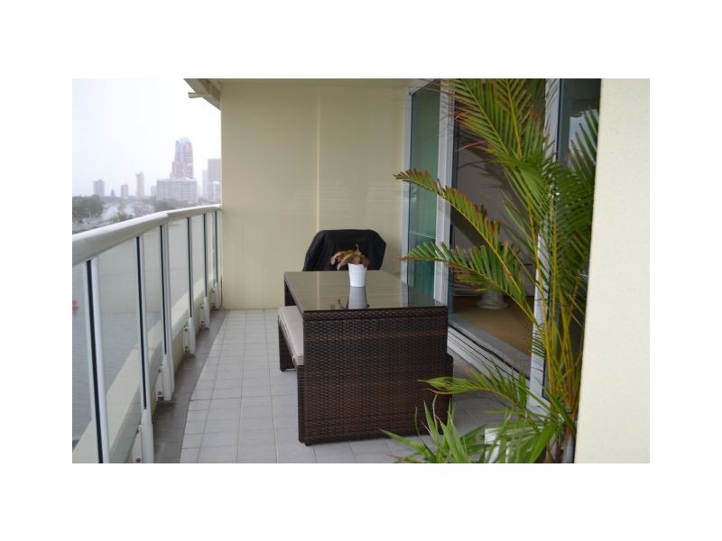 B9-3/75 Brighton Parade, Southport QLD 4215