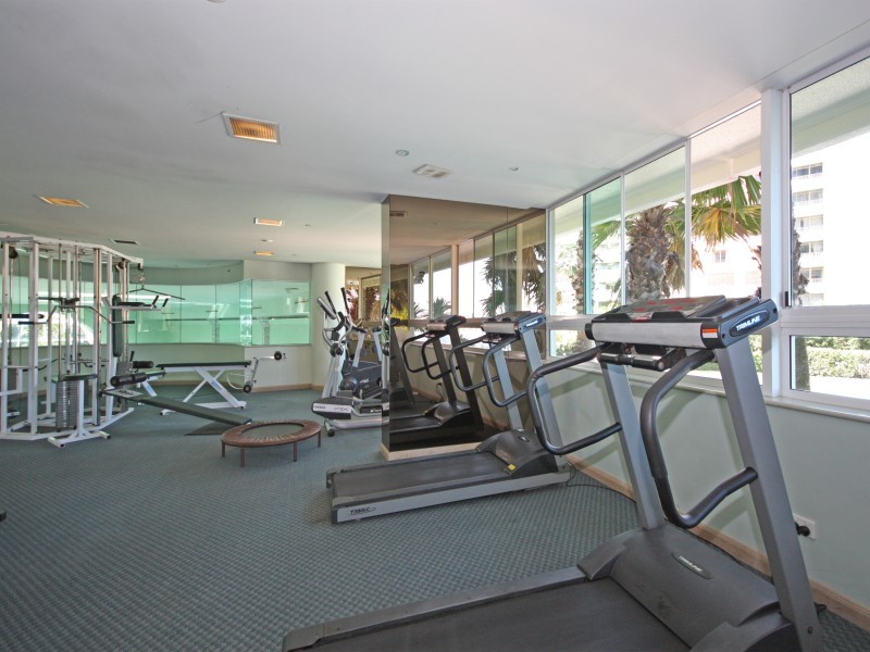 B9-3/75 Brighton Parade, Southport QLD 4215