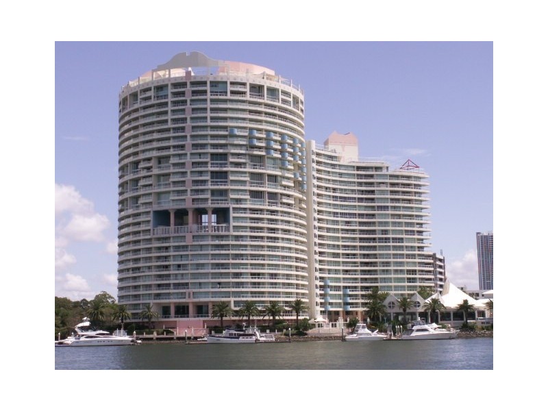 B9-3/75 Brighton Parade, Southport QLD 4215