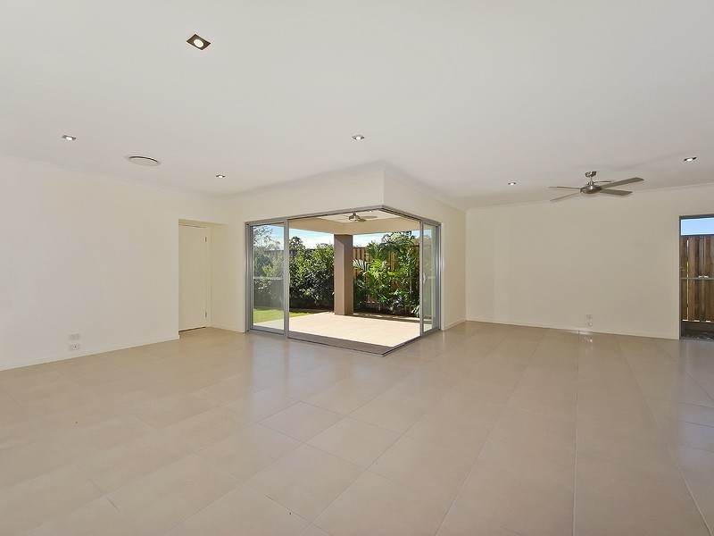 4 Limmen Street, Pimpama QLD 4209