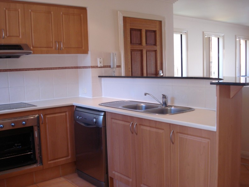 226 Cheltenham Drive, Robina QLD 4226