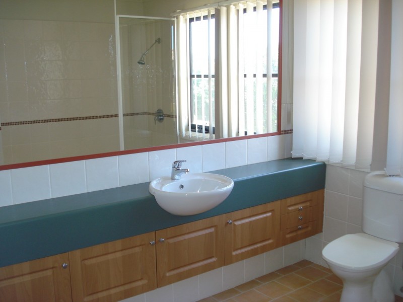 226 Cheltenham Drive, Robina QLD 4226