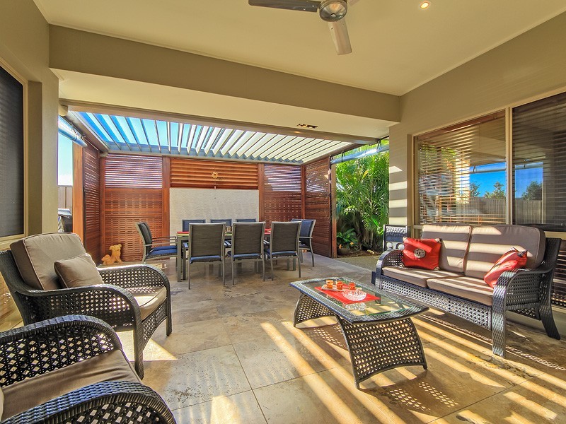 37 Homestead Circuit, Maudsland QLD 4210