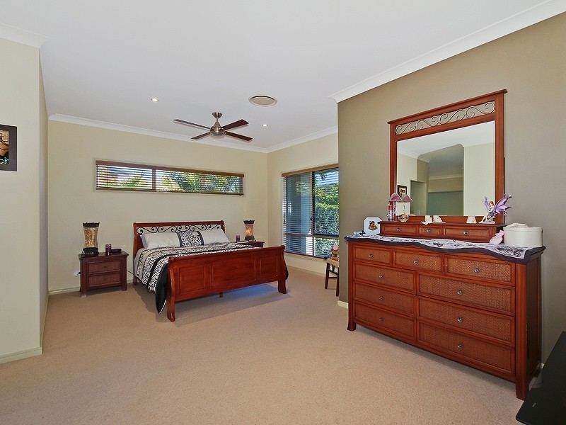 37 Homestead Circuit, Maudsland QLD 4210