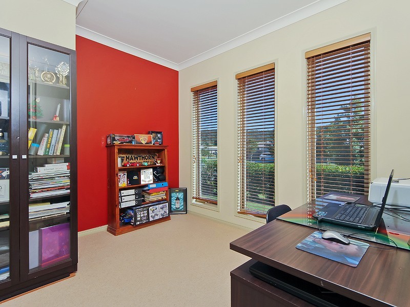 37 Homestead Circuit, Maudsland QLD 4210