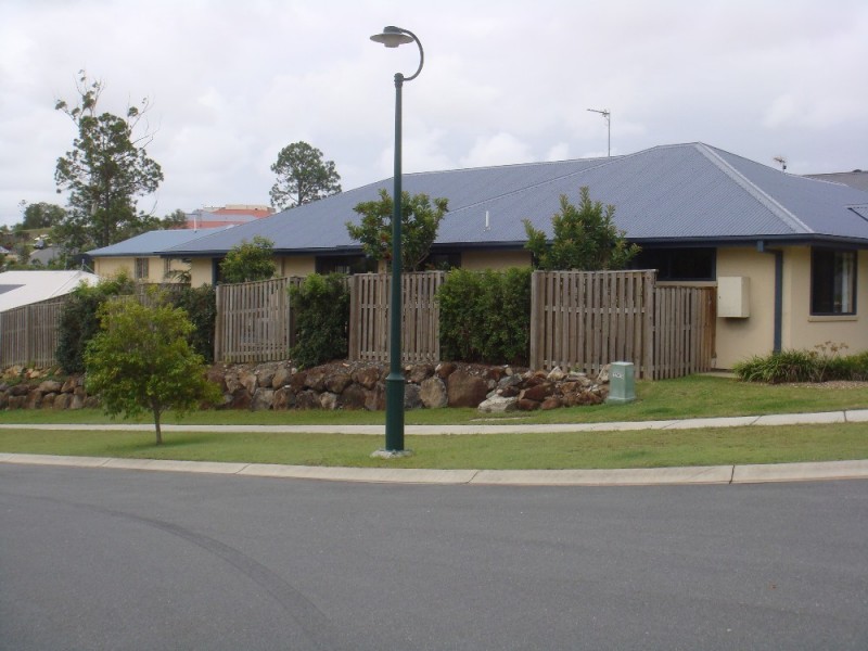 19 Stockdale Street, Pacific Pines QLD 4211