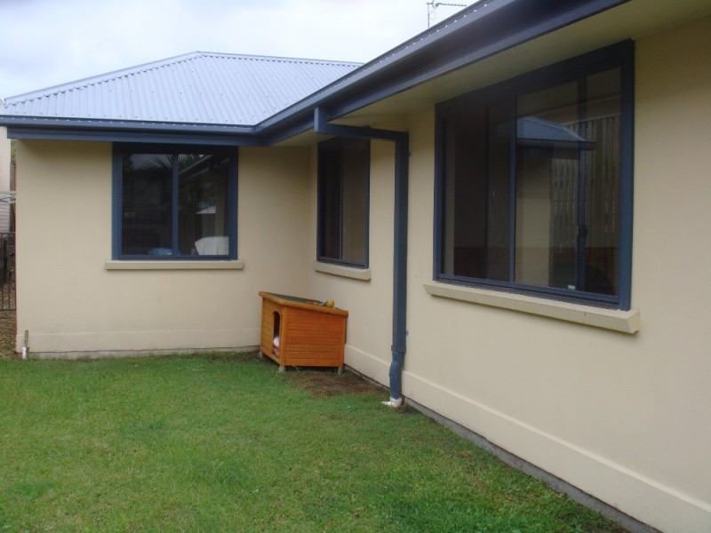 19 Stockdale Street, Pacific Pines QLD 4211