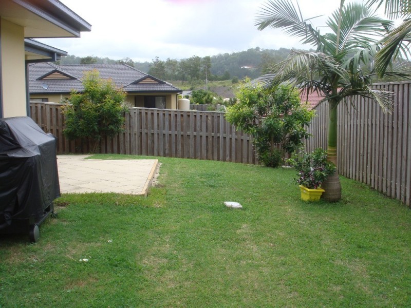 19 Stockdale Street, Pacific Pines QLD 4211