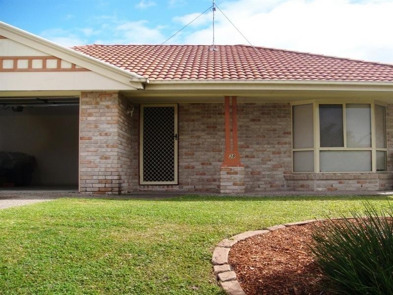 36 Easter Crescent, Pacific Pines QLD 4211