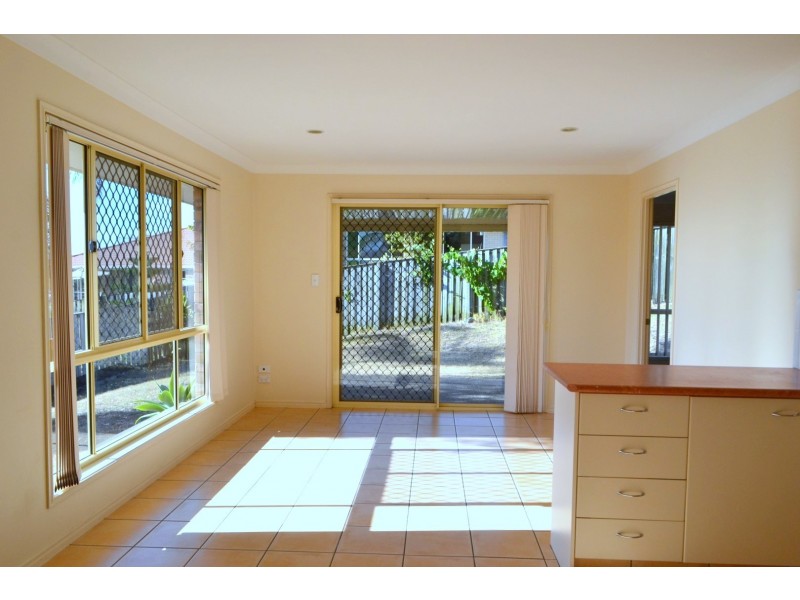 24 Maui Crescent, Oxenford QLD 4210