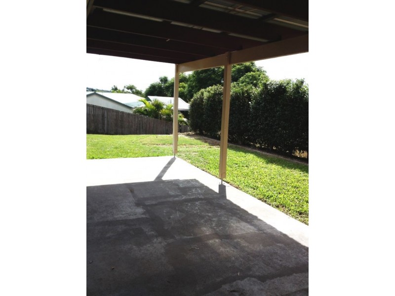 6 Pineneedle Court, Oxenford QLD 4210