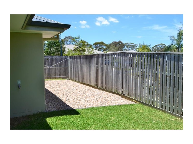 11 Seawind Drive, Coomera Waters QLD 4209