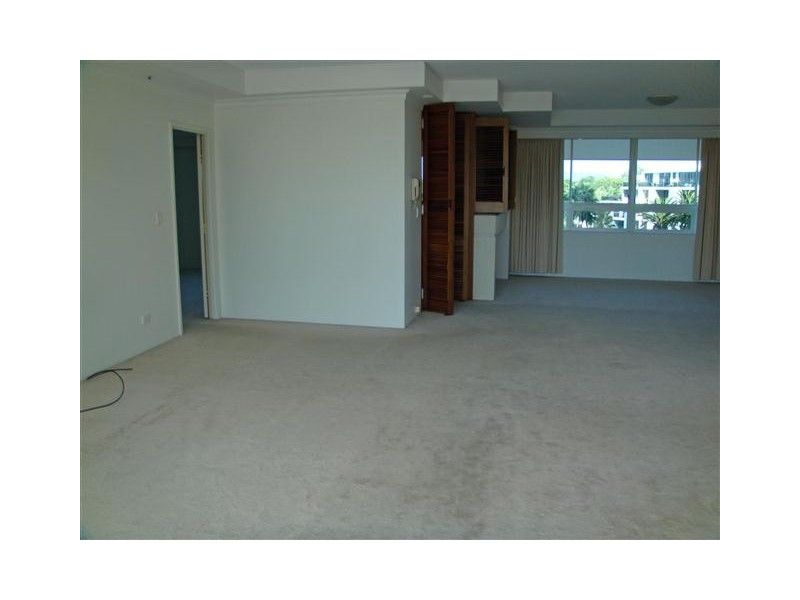 C5-1 75 Brighton Parade, Southport QLD 4215