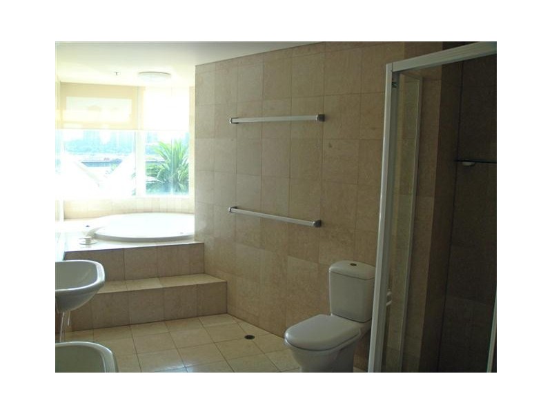 C5-1 75 Brighton Parade, Southport QLD 4215