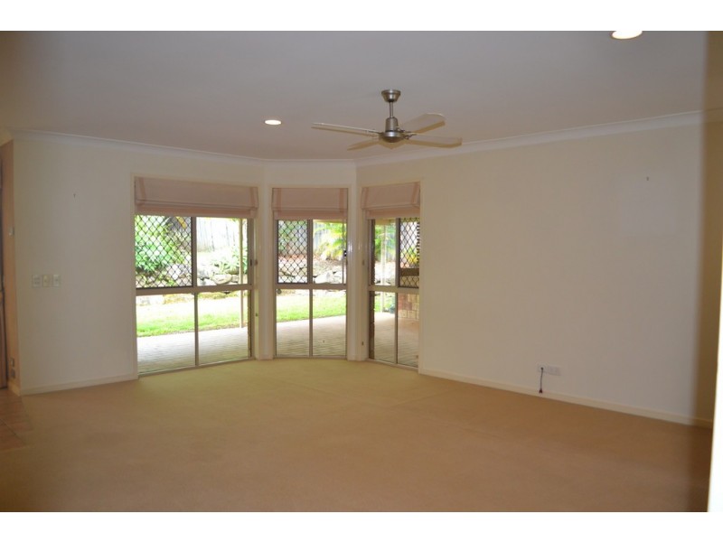 2 Emira Place, Pacific Pines QLD 4211