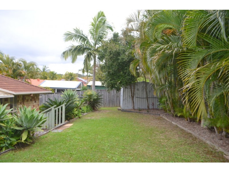 2 Emira Place, Pacific Pines QLD 4211