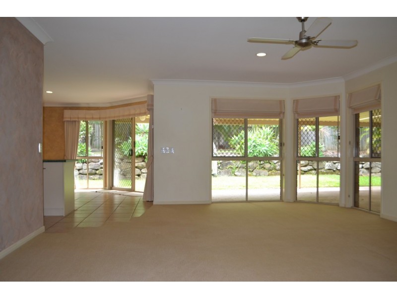 2 Emira Place, Pacific Pines QLD 4211