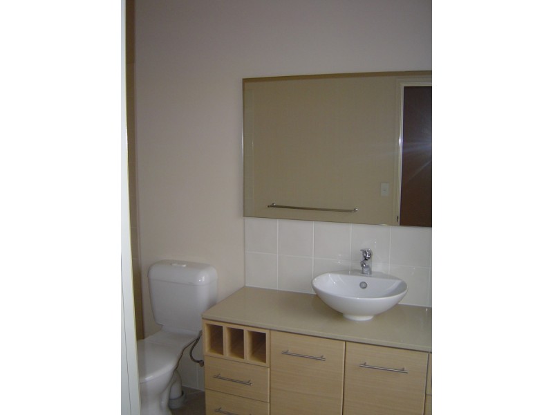 1/7 Heights Drive, Robina QLD 4226