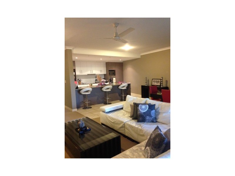 10 Valbonne Avenue, Varsity Lakes QLD 4227