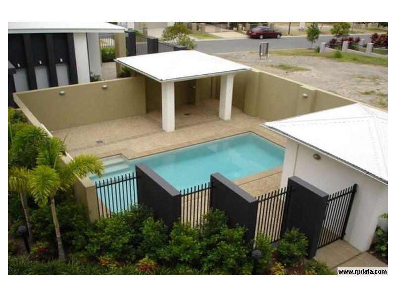 10 Valbonne Avenue, Varsity Lakes QLD 4227