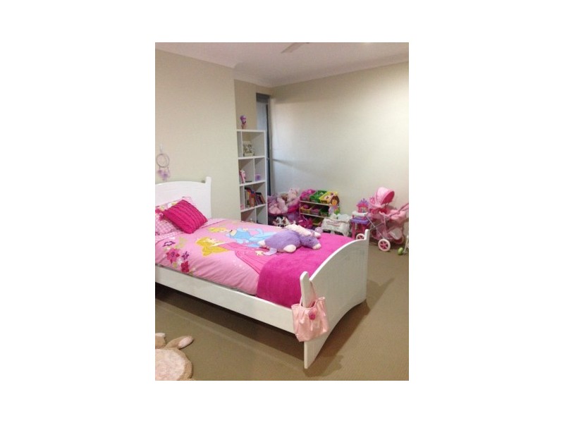 10 Valbonne Avenue, Varsity Lakes QLD 4227