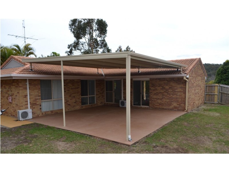 1 Clark Gable, Parkwood QLD 4214