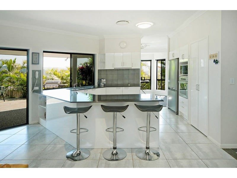 82 Salvado Drive, Pacific Pines QLD 4211