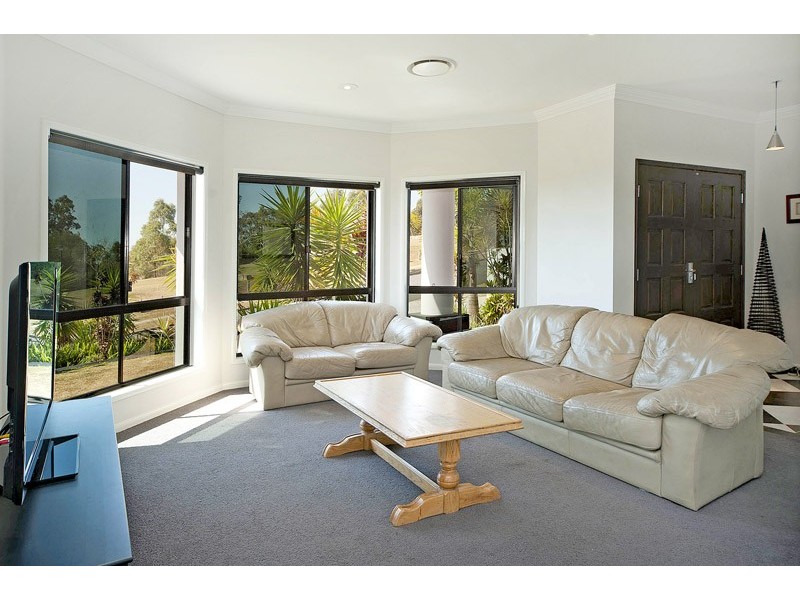 82 Salvado Drive, Pacific Pines QLD 4211