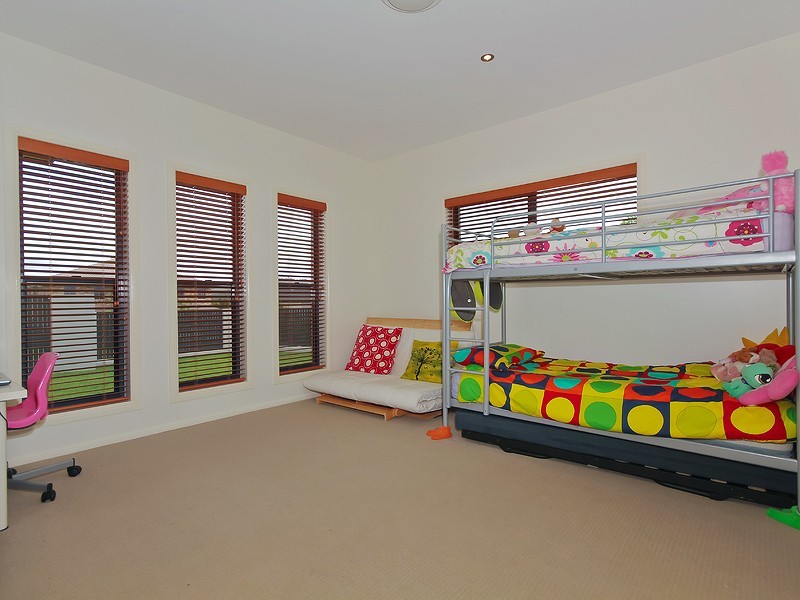 77 Salvado Drive, Pacific Pines QLD 4211