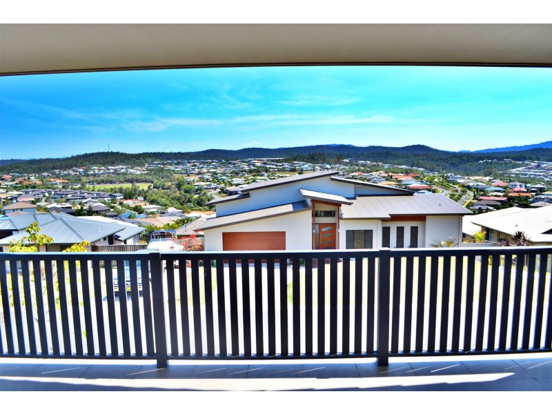 24 Angourie Crescent, Pacific Pines QLD 4211